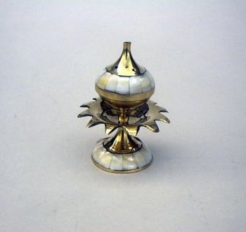 BR1674 - Brass Incense Stick Burner