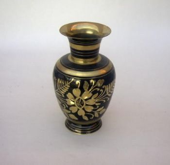 BR21456 - Designer Vase Etched