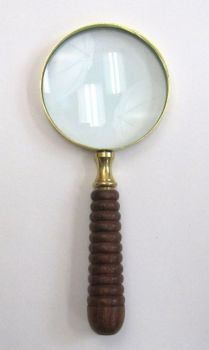 MR48105A - Magnifying Glass Wooden Handle 7.25"