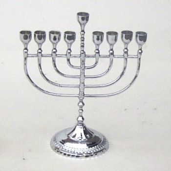 SP22220 - Menorah