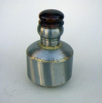 WW2953 - Metallic Iron Vase With Cork